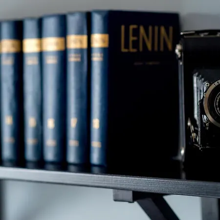 Downtown Wonder Апартаменти *