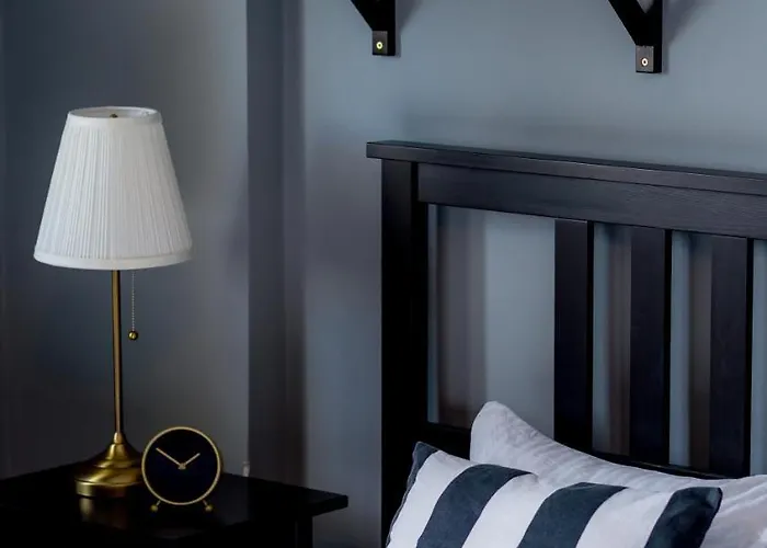 Downtown Wonder Апартаменти *