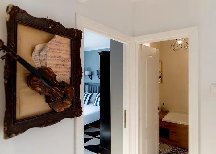 Downtown Wonder Апартаменти